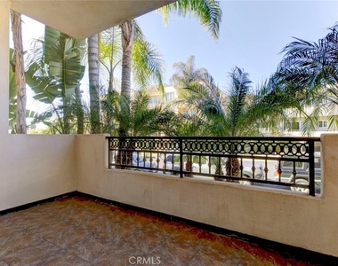 556 E Palm Avenue - Photo Thumbnail 15