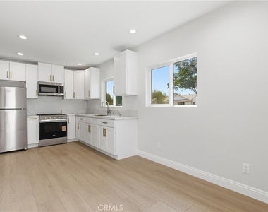 19651 Friar Street - Photo Thumbnail 1