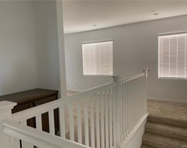 16147 Almond - Photo Thumbnail 5