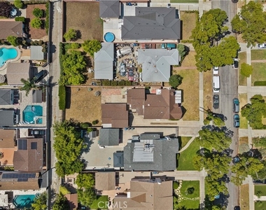 1230 Spazier Avenue - Photo Thumbnail 46
