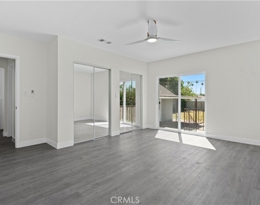 1230 Spazier Avenue - Photo Thumbnail 19