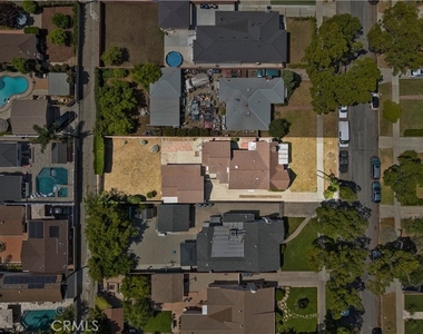 1230 Spazier Avenue - Photo Thumbnail 45