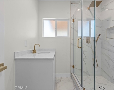 1230 Spazier Avenue - Photo Thumbnail 23