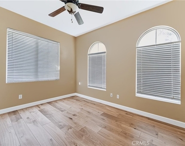 1833 English Oak Way - Photo Thumbnail 13