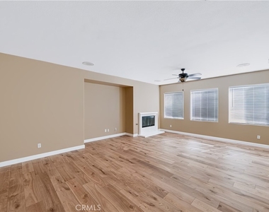 1833 English Oak Way - Photo Thumbnail 4