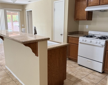 11931 Cove Court - Photo Thumbnail 4