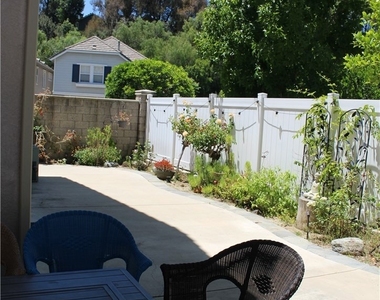 3208 Willow Hollow Road - Photo Thumbnail 31