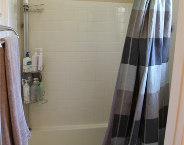 3208 Willow Hollow Road - Photo Thumbnail 25