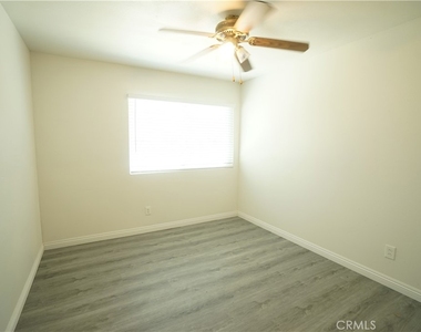 19524 Gravina Street - Photo Thumbnail 16