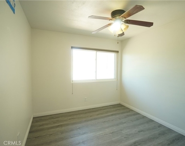 19524 Gravina Street - Photo Thumbnail 22