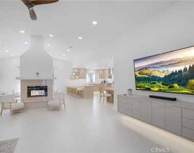 68135 Tachevah Drive - Photo Thumbnail 10