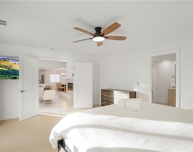 68135 Tachevah Drive - Photo Thumbnail 24