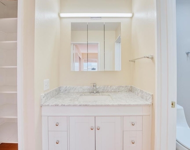 3815 Harrison St - Photo Thumbnail 13