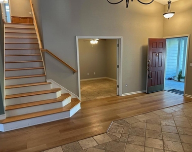 501 Red Rome Ln - Photo Thumbnail 2
