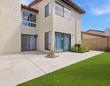 833 N Shadow Lake Drive - Photo Thumbnail 31