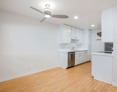 918 17th Street - Photo Thumbnail 4