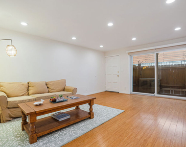 918 17th Street - Photo Thumbnail 13