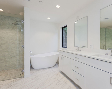 209 Hollister Avenue - Photo Thumbnail 20