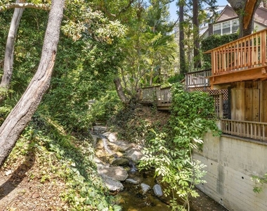 2370 Nichols Canyon Road - Photo Thumbnail 19