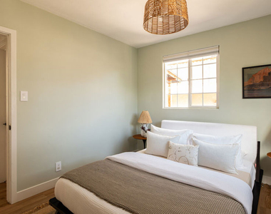5140 Miriam Street - Photo Thumbnail 20
