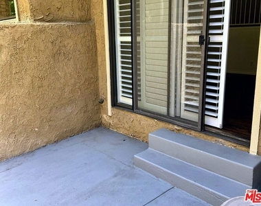 28142 Driver Avenue - Photo Thumbnail 7