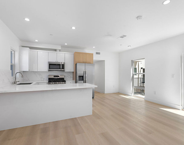 10965 Calvert - Photo Thumbnail 6