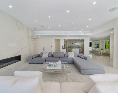 1040 Montego Drive - Photo Thumbnail 25