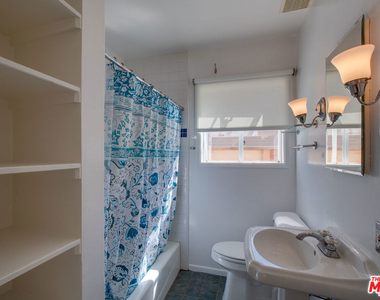 1548 Cabrillo Avenue - Photo Thumbnail 11