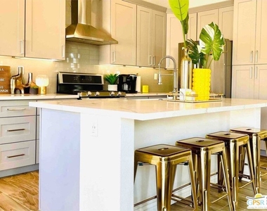 43278 Freesia Place - Photo Thumbnail 10