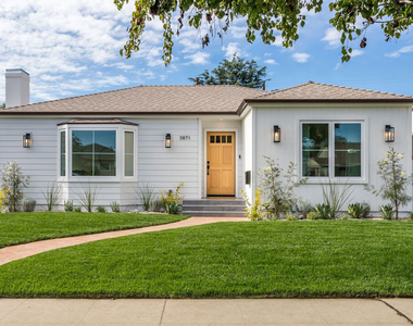 3871 Welland Avenue - Photo Thumbnail 1