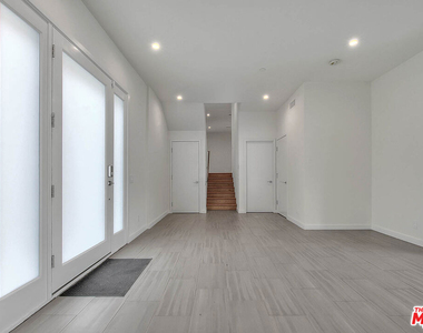 2610 Corralitas Drive - Photo Thumbnail 8