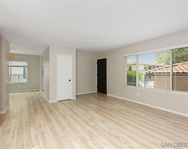 4265 Asher St - Photo Thumbnail 1