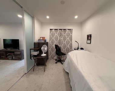 8581 Villa La Jolla Drive - Photo Thumbnail 5