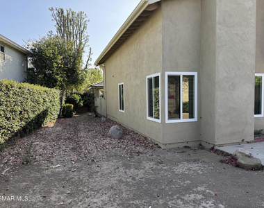 12475 Sunnyglen Drive - Photo Thumbnail 34