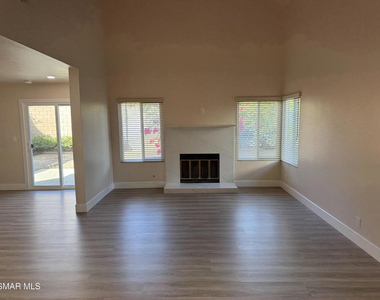 12475 Sunnyglen Drive - Photo Thumbnail 12