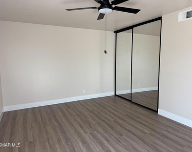 12475 Sunnyglen Drive - Photo Thumbnail 23