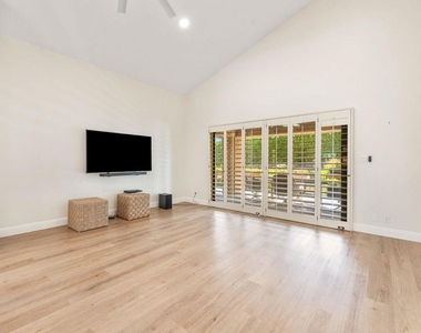 73153 Ajo Lane - Photo Thumbnail 10