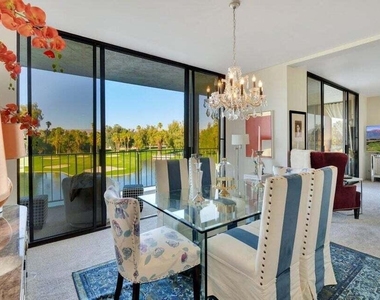 910 Island Drive - Photo Thumbnail 11