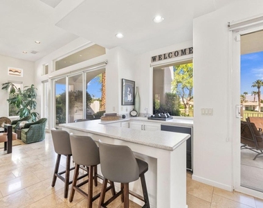 330 Gold Canyon Drive - Photo Thumbnail 25