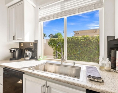 330 Gold Canyon Drive - Photo Thumbnail 28
