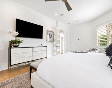 770 Snow Creek - Photo Thumbnail 32