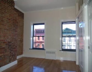 334 East 6th Street - Photo Thumbnail 5