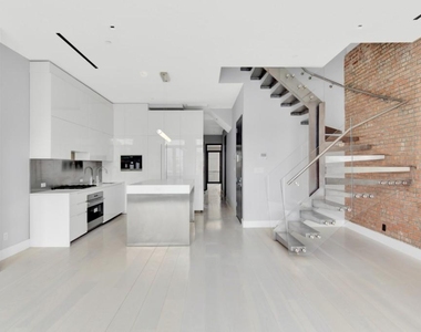 319 Bowery - Photo Thumbnail 6