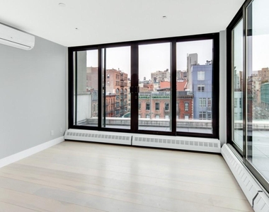 319 Bowery - Photo Thumbnail 10