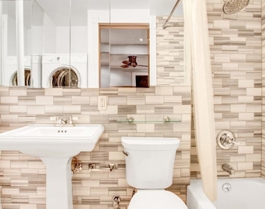 345 West 53rd Street - Photo Thumbnail 2