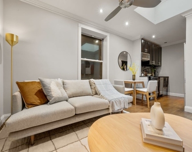 437 West 53rd Street - Photo Thumbnail 1