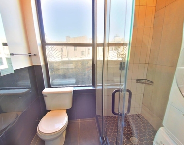 2154 2nd Avenue - Photo Thumbnail 2
