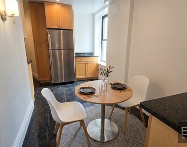 West 79th Street - Photo Thumbnail 16