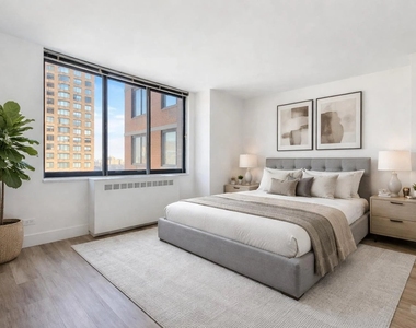 1735 York Avenue - Photo Thumbnail 4