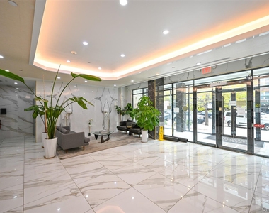 144-27 Sanford Avenue - Photo Thumbnail 3